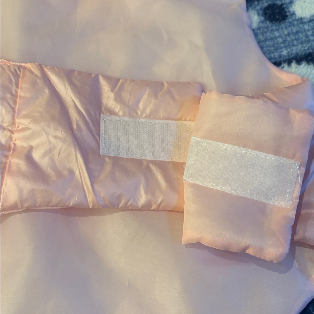 Pink Dog Puffer Jacket ๐๐๐๐๐ - Picture 3 of 3